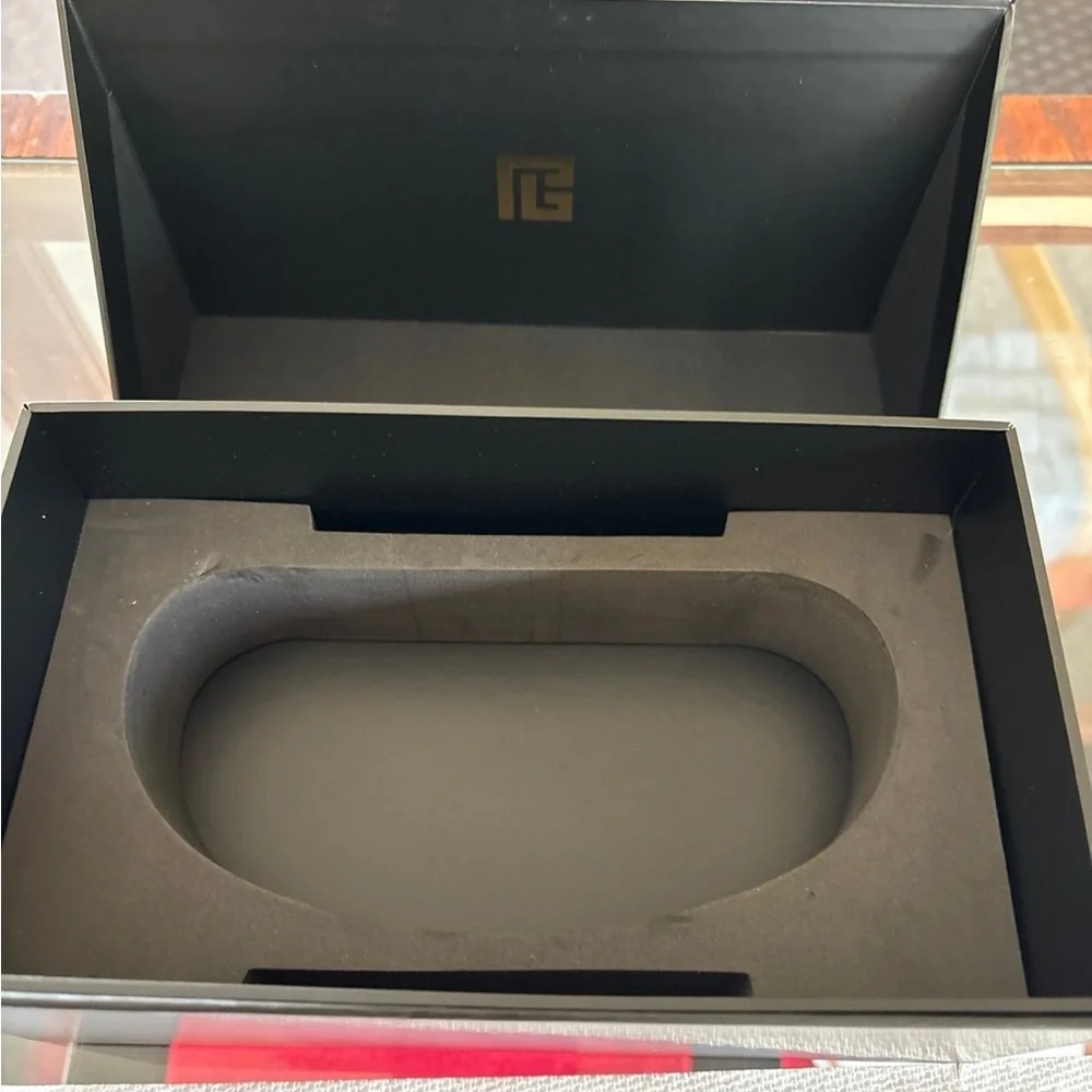 Balmain Black and Gold Flèche Sunglasses - Picture 11 of 12